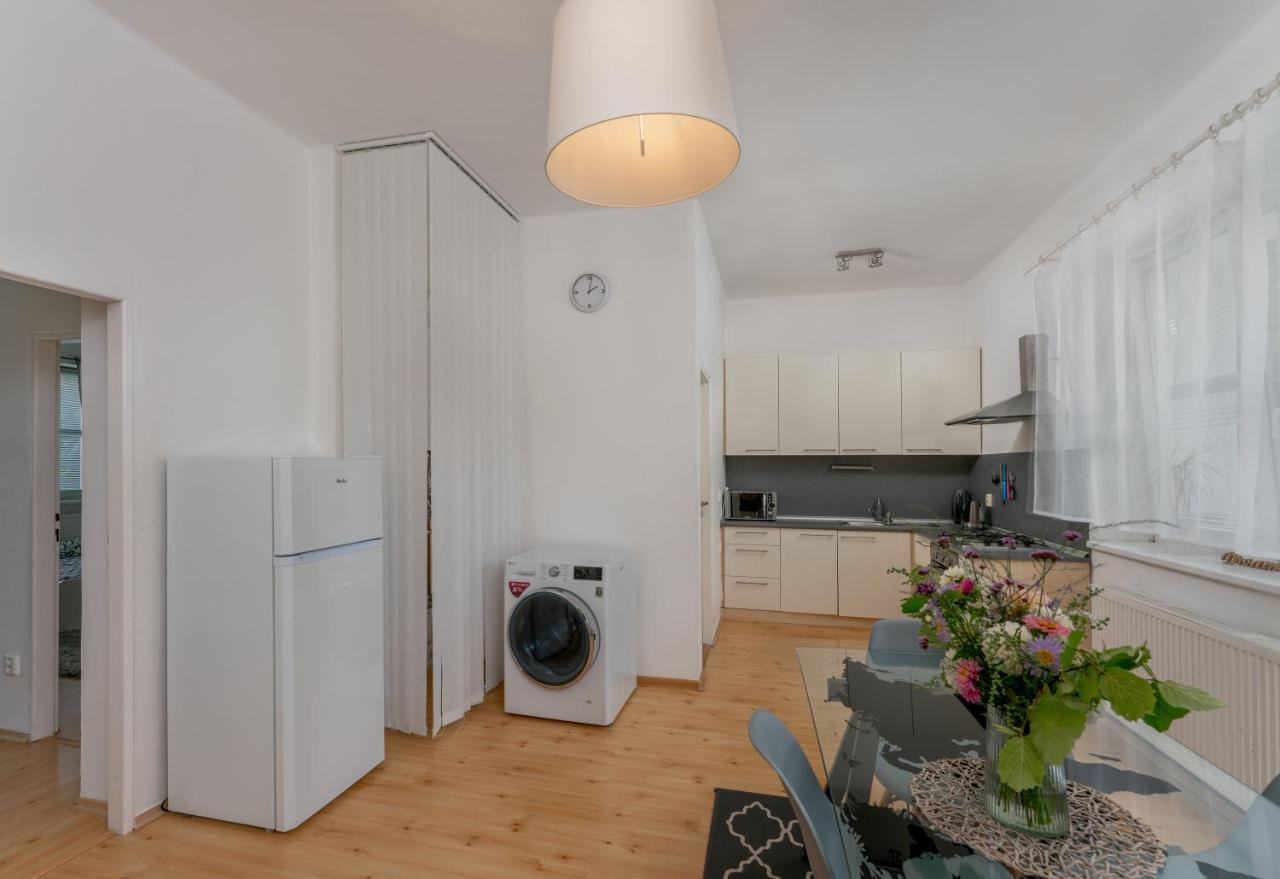 Apartman S Terasou Olomouc Eksteriør billede